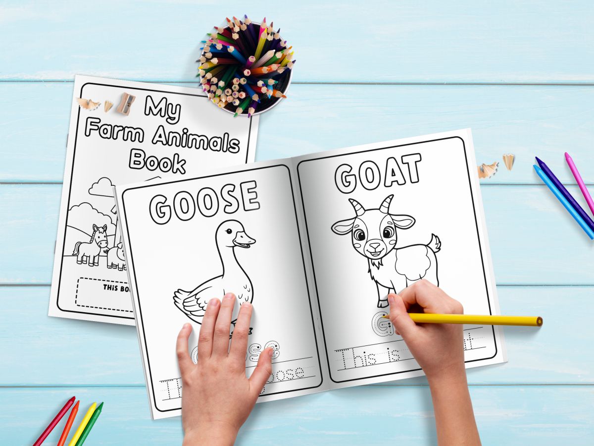 FREE PRINTABLE! Farm Animals Colouring Book