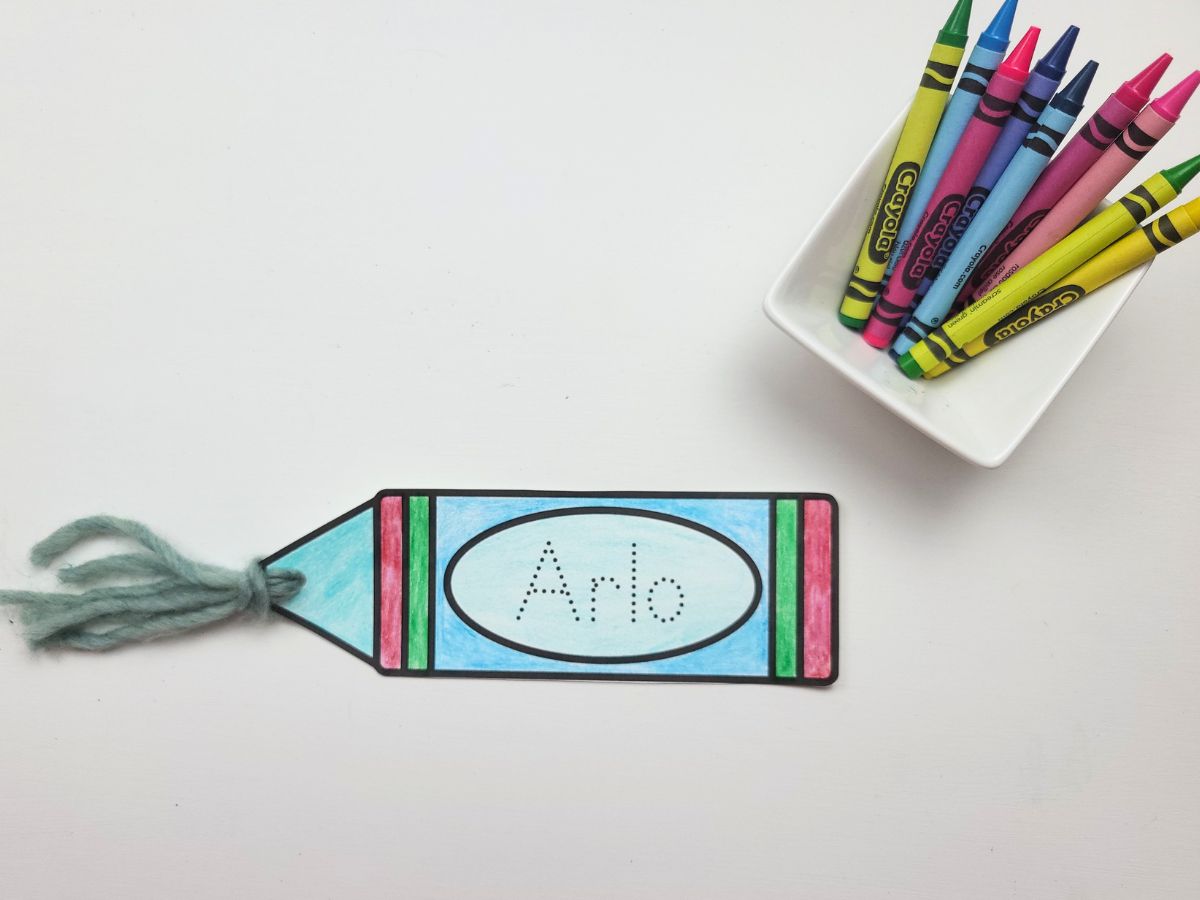 Pull the yarn snug against the bookmark. 